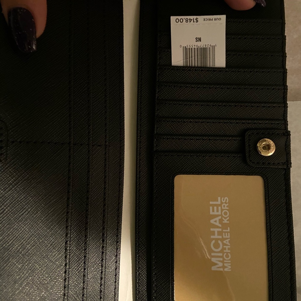 Michael Kors Set - Picture 5 of 5